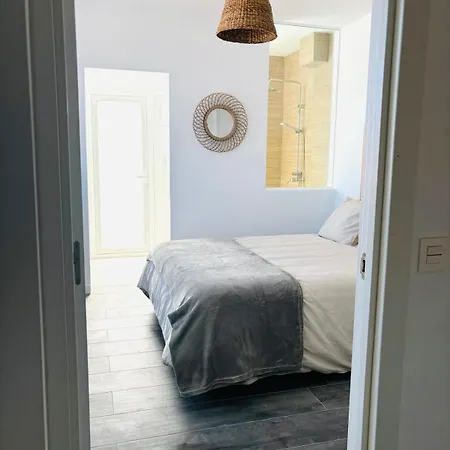 Tami Βίλα *