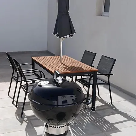 فيلة Tami بويرتو ذيل كارمين